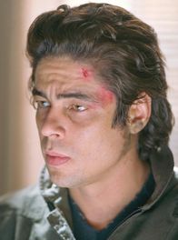 The Hunted – Aaron Hallam (Benicio Del Toro) ist eine außer Kontrolle geratene Killer-Maschine.