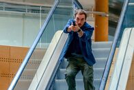 SOKO Linz – Die Ermittler Ben (Daniel Gawlowski) tarnen sich. Wie schwer ist es in die Welt des illegalen Tierhandels einzutauchen?