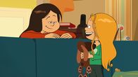Power Sisters – Marine versucht Wendy klarzumachen, dass ihr Kuschel wirklich Glück bringt!