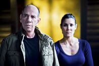 Navy CIS: L.A. – L-R: Granger (Miguel Ferrer), Kensi (Daniela Ruah)