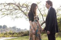 Das Muttersöhnchen – Eine schwere Zeit wartet auf Noah (Dax Shepard, r.) und seine Frau Clare (Liv Tyler, l.) ...