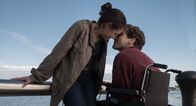 Stronger – Erin Hurley (Tatiana Maslany) und Jeff Bauman (Jake Gyllenhaal)
