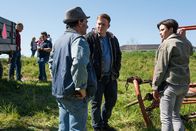 Neumatt – v.l. Christoph Gaugler als Werner Fuchs, Jérôme Humm als Lorenz Wyss, Rumo Wehrli als Jessie Belucci