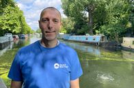Re: – „Weniger Boote auf den Kanälen bedeutet mehr Sicherheit“, sagt Matthew Seymonds.