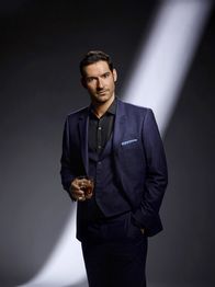 Lucifer – Lucifer (Tom Ellis)