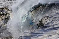 Atlantik - Ozean der Extreme – Der Warme Golstrom sorgt für heftige Turbulenzen im Nordatlantik. Die Folge: Starker Wind und haushohe Wellen.