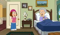 Family Guy – Für die Schule muss Meg (l.) im Altersheim arbeiten und beginnt damit, die Bewohner zu beklauen. Bis sie das schlechte Gewissen einholt ...