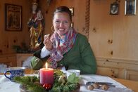 Hoagascht – Moderatorin Christina Ömmer
