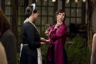 Party Down – Donna Mullens (Sarah Burns, r.)