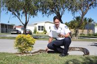 Tierpolizei Miami – Luis with Fat Girl Snake