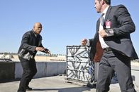 Navy CIS: L.A. – Sam (LL Cool J, l.) bei den Ermittlungen.