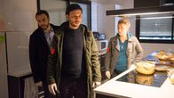 Candice Renoir – L-R: Antoine Dumas (Raphaël Lenglet), Mehdi Badhou (Ali Marhyar), Valentine Atger (Yeelem Jappain)