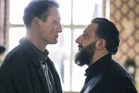 4 Blocks – (2. Staffel) - Hagen Kutscha (Oliver Masucci, l.); Toni (Kida Khodr Ramadan, r.)