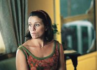 Almost Famous - Fast berühmt – Besorgte Mutter: Frances McDormand als Elaine Miller (Copyright SRF/Kineos)