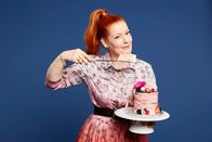 Das große Promibacken – Person: Enie van de Meiklokjes;