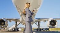 Die Akte Trump – First Lady Melania Trump hält sich im Hintergrund. Ihre Rolle als First Lady ist diskret, aber einflussreich.
