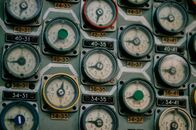 Tschernobyl - Die Katastrophe – Die Operateure in Tschernobyl müssen die atomare Kettenreaktion in dem gigantischen Reaktorkern von knapp 12 Metern Durchmesser mithilfe von 211 Steuerstäben kontrollieren. Dabei ist ein ständiges manuelles Eingreifen erforderlich.