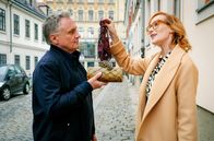 Vorstadtweiber – Hadrian Melzer (Bernhard Schir), Barbara Bragana (Nicole Beutler).