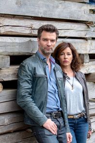 SOKO Kitzbühel – Lukas Roither (Jakob Seeböck), Nina Pokorny (Julia Cencig).