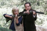 Monk – Monk (Tony Shalhoub) arbeitet undercover als Butler bei Paul, einem reichen Erben, dessen Vater, Stiefmutter und Butler unter mysteriösen Umständen zu Tode gekommen sind. Monk und Natalie (Traylor Howard) versuchen, auf ihre Art den Fall zu lösen...