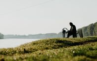 Heimatleuchten – Roland Lukesch beim Fischen in den Donauauen