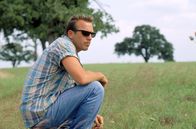 Perfect World – Der Verbrecher Butch Haynes (Kevin Costner) ist vor dem Sheriff, einem Scharfschützen des FBI und einer renommierten Kriminologin auf der Flucht.