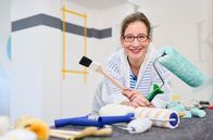 Der Haushalts-Check – Hauswirtschaftsmeisterin Yvonne Willicks will wissen, wie tief man in den Geldbeutel greifen muss, um ein gutes Streichergebnis zu bekommen. Worauf sollte man beim Farbenkauf achten?