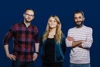 RESPEKT kompakt – Moderatoren (von links): Rainer Maria Jilg, Sabine Pusch und Ramo Ali.