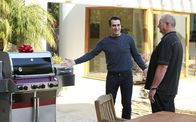Modern Family – Jay (Ed O'Neill, r.), Phil (Ty Burrell)