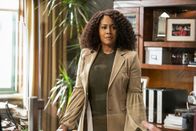 All Rise - Die Richterin – Lola Carmichael (Simone Missick)