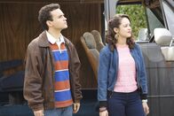 The Goldbergs – Barry Goldberg (Troy Gentile, l.); Erica Goldberg (Hayley Orrantia, r.)