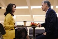 Atlanta Medical – Julia Campbell (Vivian Betournay), Bruce Greenwood (Dr. Randolph Bell).