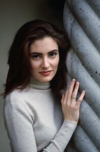 The Avenger - Durst nach Rache – Mädchen Amick