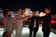 Hangover – Erleben das Abenteuer ihres Lebens: Doug (Justin Bartha, 2.v.r.), Phil (Bradley Cooper, r.), Stu (Ed Helms, 2.v.l.) und Alan (Zach Galifianakis, l.) ...