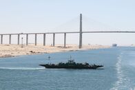 Verrückt nach Meer – Die Mubarak-Friedensbrücke am Suezkanal.