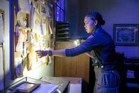 Station 19 – Station 19 Staffel 4 Folge 15 Schwelgt in Erinnerungen: Barrett Doss als Victoria Hughes Copyright: SRF/ABC Studios