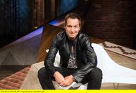 Nuhr im Ersten – "Nuhr im Ersten - Der Satiregipfel", angriffslustiges und scharfzüngiges politisches Kabarett mit Dieter Nuhr.