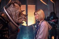 Doctor Who – Der Judoon Captain und The Doctor (Jodie Whittaker)
