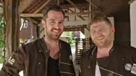 Brotzeit – Die Bäckermeister Jörg Schmid (li.) und Johannes Hirth (re.) sind die „Wildbakers".