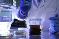 P.M. Wissen – Biomechaniker Fabian Plum vom Biomimetics-Innovation-Centre in Bremen neben der Tauchdrohne.