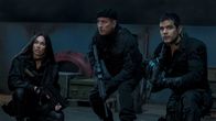 The Expendables 4 – L - R: Megan Fox als Gina, Andy Garcia als Marsh, Jacob Scipio als Galan