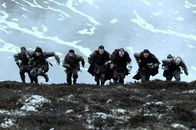 Centurion – L-R: Macros (Noel Clarke), Leonidas (Dimitri Leonidas), Tarak (Riz Ahmed), Centurion Quintus Dias (Michael Fassbender), Bothos (David Morrissey), Thax (JJ Feild), Brick (Liam Cunningham)