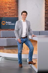 buten un binnen – Moderator Janos Kereszti