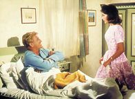 Im schwarzen Rössl – Dr. Martin Behrend (Hans von Borsody), Eva Lantz (Karin Dor)