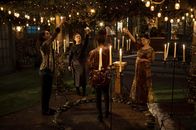 Charmed – (v.l.n.r.) Macy Vaughn (Madeleine Mantock); Maggie Vera (Sarah Jeffery); Josefina Reyes (Mareya Salazar); Mel Vera (Melonie Diaz)