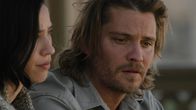 Yellowstone – Monica Dutton (Kelsey Asbille) und Kayce Dutton (Kayce Dutton)