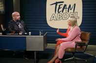 Team Abdel – Gastgeber Abdelkarim mit Gast Melodie Michelberger (r).
