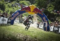 X Games – Beim weltweit größten Actionsport-Event finden Wettwerbe in den Kategorien Snowboard, Ski, Schneemobil, BMX, Skateboard, Rallyefahren, Mountainbike und Moto X statt.