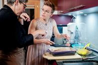 SRF bi de Lüt – Kochen für Aurélia Joly: (l-r) Barbara Matter und Helen Imhof