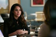Suits – SUITS -- "The Hand That Feeds You" Episode 609 -- Pictured: Meghan Markle as Rachel Zane -- (Photo by: Ian Watson/USA Network)